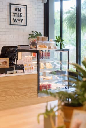 thumbnail: Cafe
