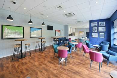 Dining,Dining Area,Restaurant,On-Site