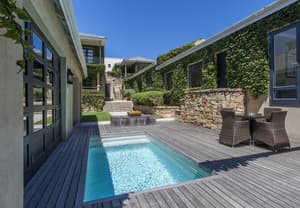 thumbnail: Exterior