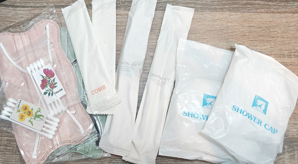 Bathroom amenities