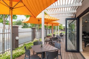 thumbnail: Breakfast area