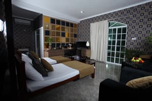 thumbnail: Room