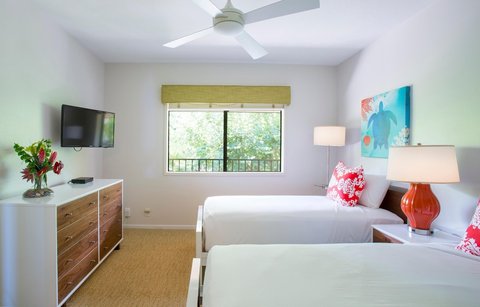 Makena Surf F304 Bedroom