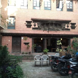 thumbnail: Exterior detail