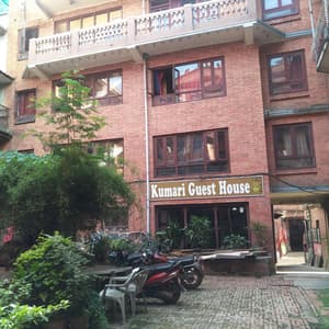 thumbnail: Exterior detail