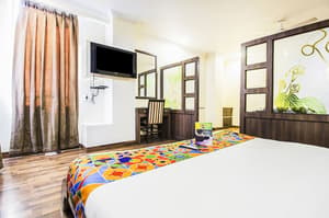thumbnail: Room