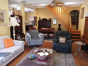thumbnail: Lounge