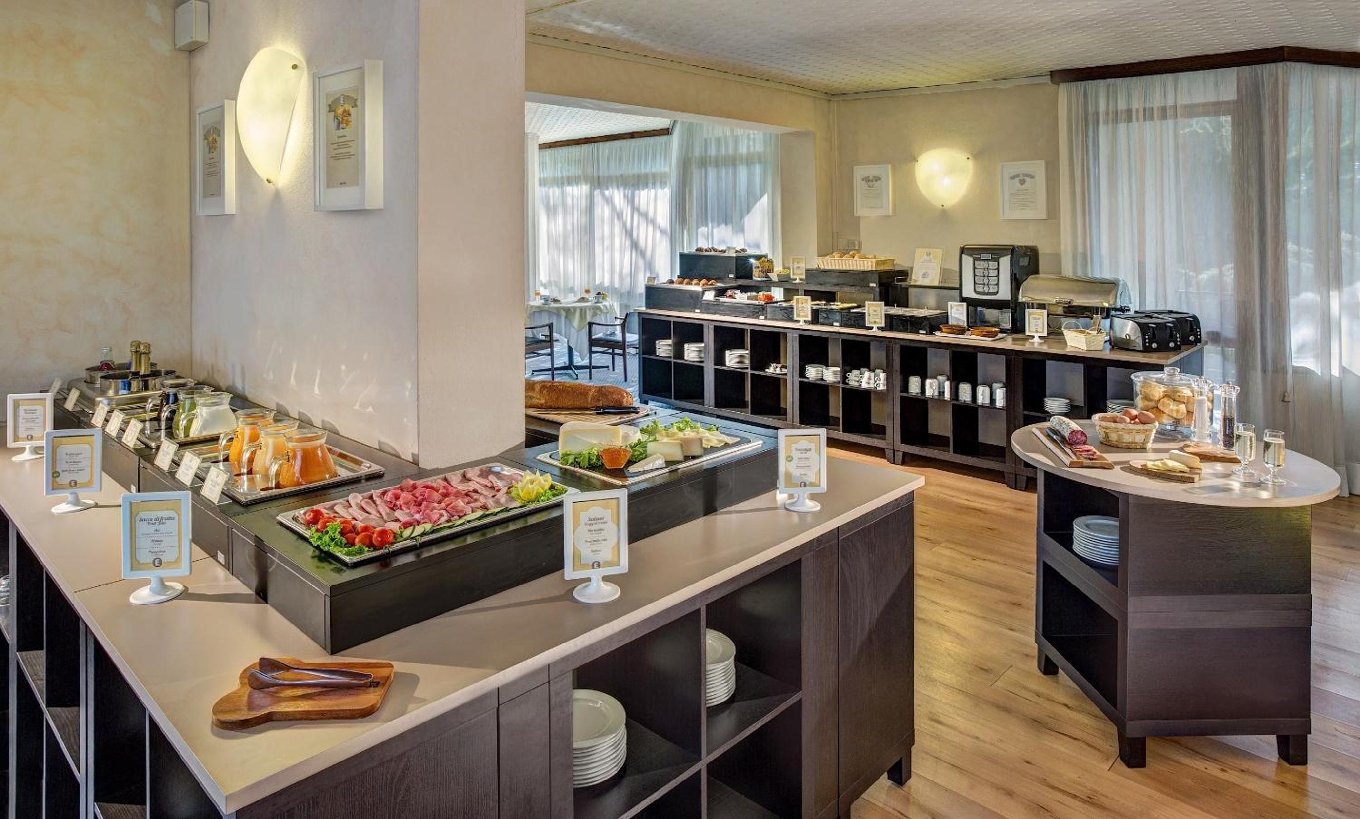 Restaurant-cafeteria