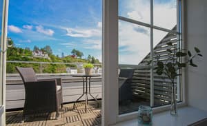 thumbnail: Balcony