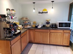 thumbnail: Breakfast area