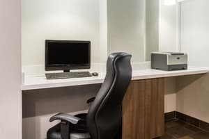 thumbnail: Business center