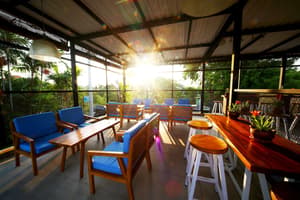 thumbnail: Restaurant