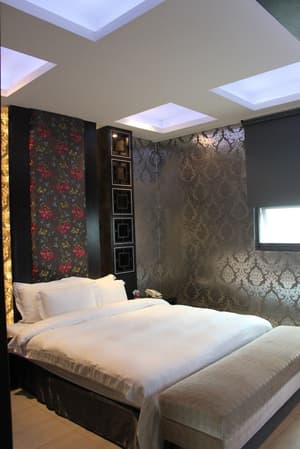 thumbnail: Room