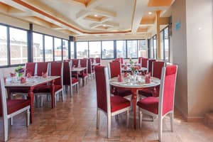 thumbnail: Restaurant