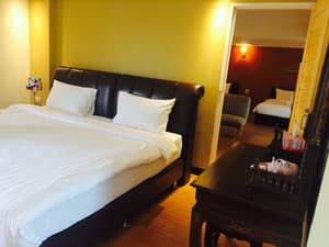 thumbnail: Room