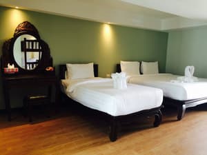 thumbnail: Room