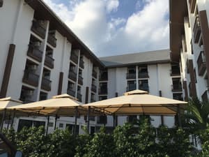 thumbnail: Exterior