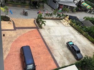 thumbnail: Parking