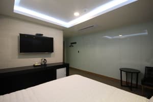thumbnail: Room amenity