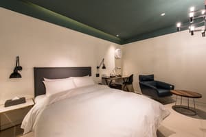 thumbnail: Room