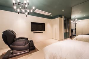 thumbnail: Room