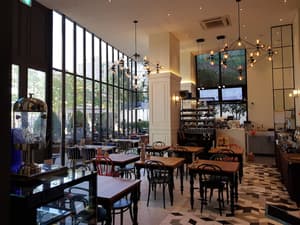 thumbnail: Restaurant