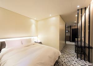 thumbnail: Room