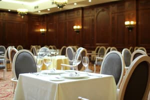 thumbnail: Restaurant