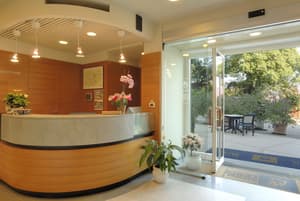 thumbnail: Reception