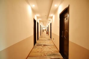 thumbnail: Hallway