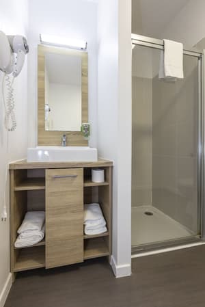 thumbnail: Bathroom