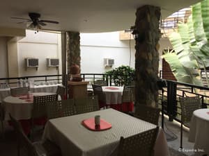 thumbnail: Restaurant
