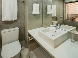 thumbnail: Bathroom
