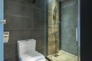 thumbnail: Bathroom shower