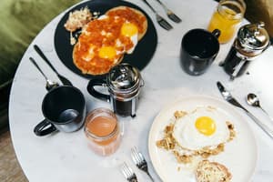thumbnail: Breakfast area