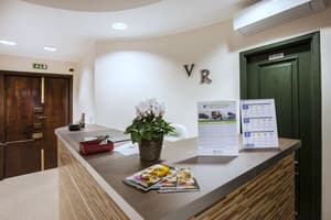 thumbnail: Reception