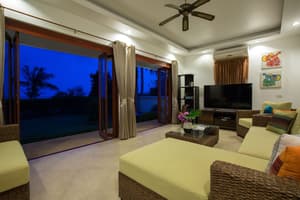 thumbnail: Living room