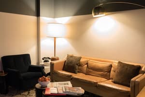 thumbnail: Interior entrance