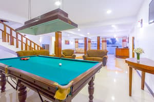 thumbnail: Billiards