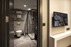 thumbnail: Bathroom