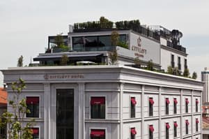 thumbnail: Exterior