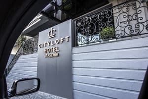 thumbnail: Exterior detail