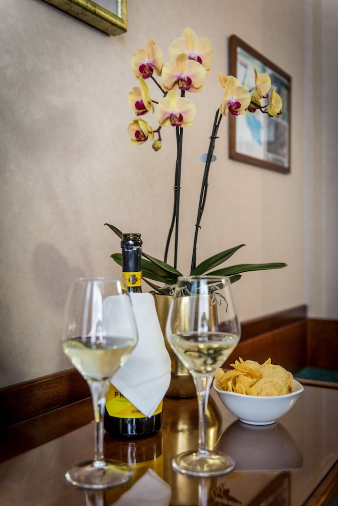 Room service - dining