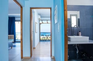 thumbnail: In-room dining