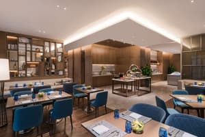 thumbnail: Restaurant