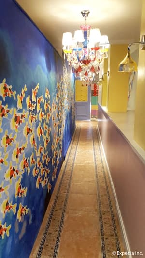 thumbnail: Hallway