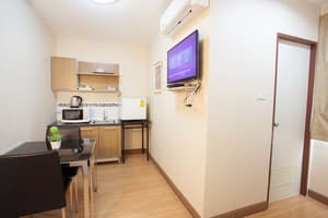 thumbnail: Private kitchenette