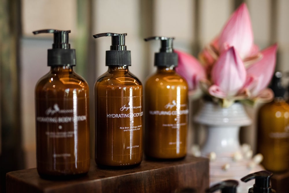 Bathroom amenities