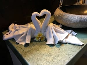 thumbnail: Bathroom amenities
