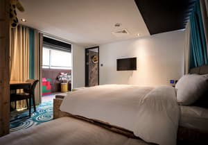 thumbnail: Room